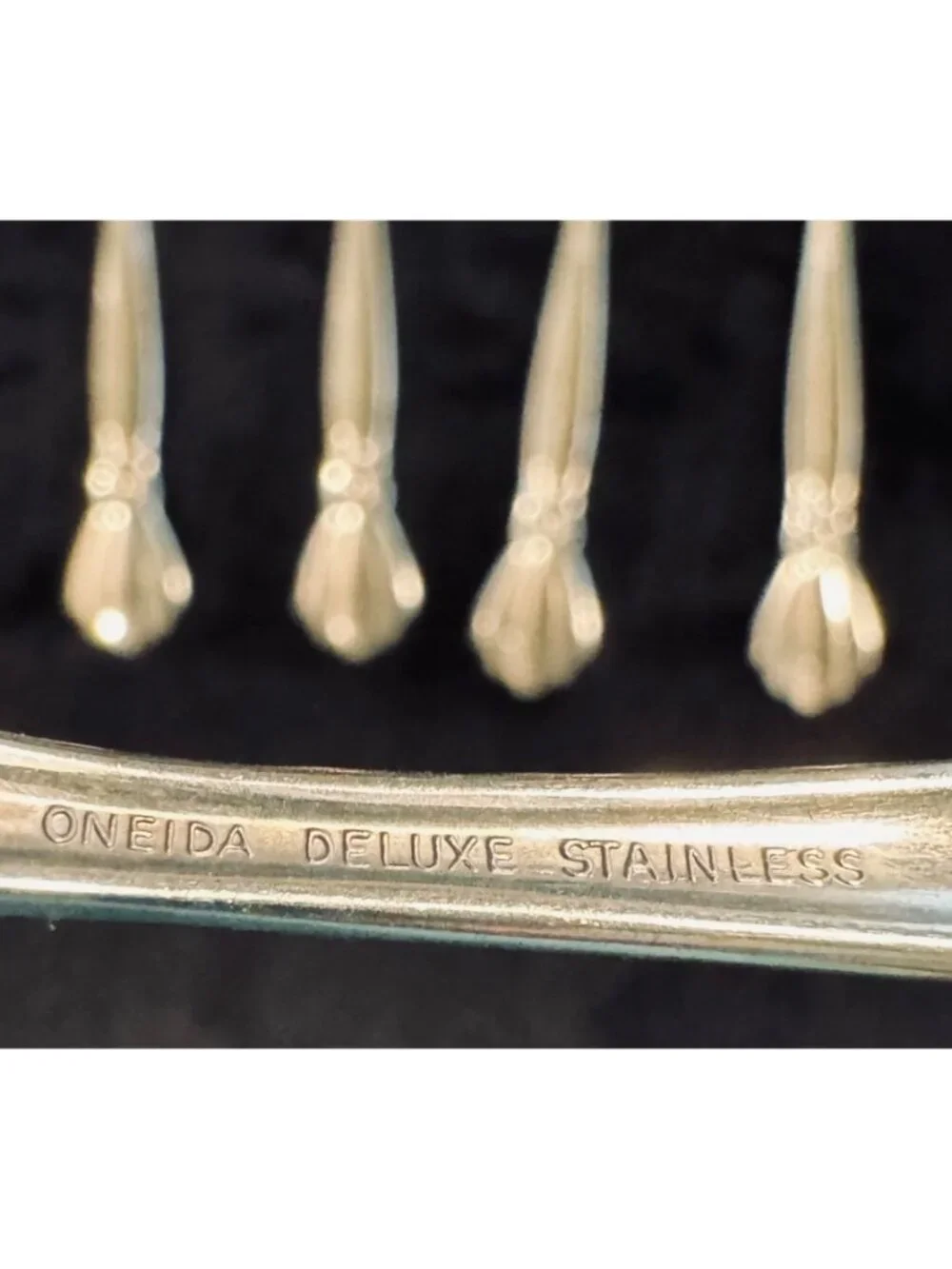 4 Oneida ALEXIS Deluxe Stainless Teaspoons Glossy Bow Silverware Flatware